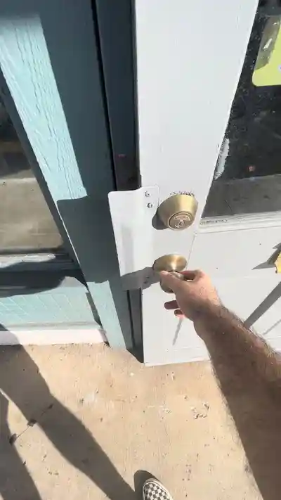 Haircut services in Reseda